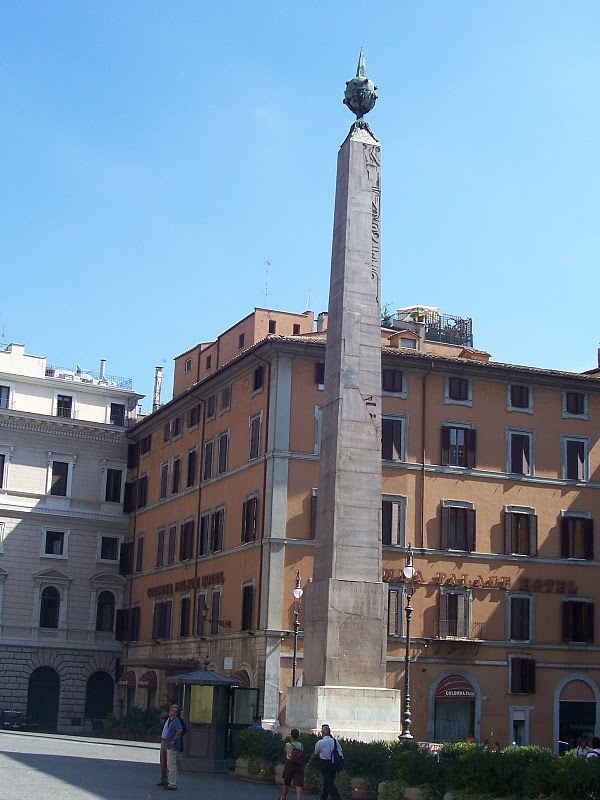 Obelisk at Piazza de Montecitorio.jpg